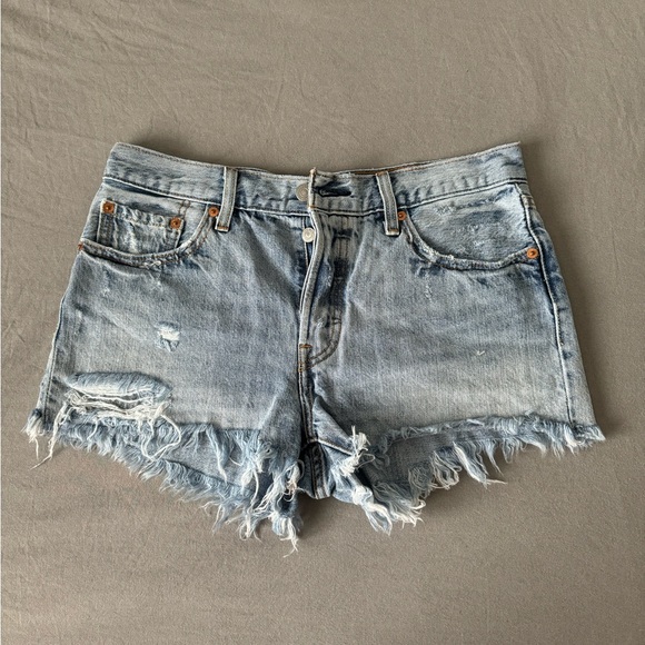 Levi’s 501 shorts - Picture 2 of 4